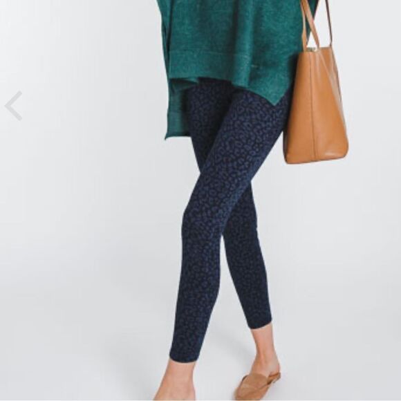 Spanx Leopard Print Look At Me Now Denim Leggings Blue Women’s Size M - Picture 2 of 14